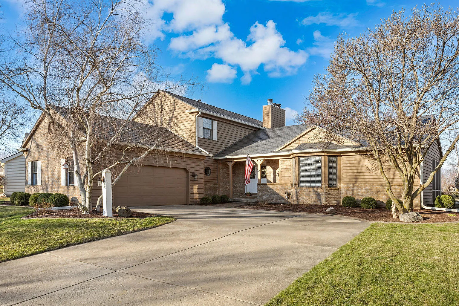 2407 Cherry Hills Dr photo 1