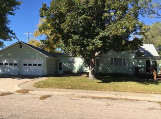 319 W 8th St, Brule, NE 69127