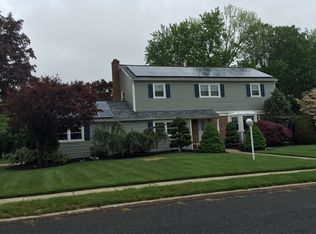 273 Dallas Rd, North Brunswick, NJ 08902
