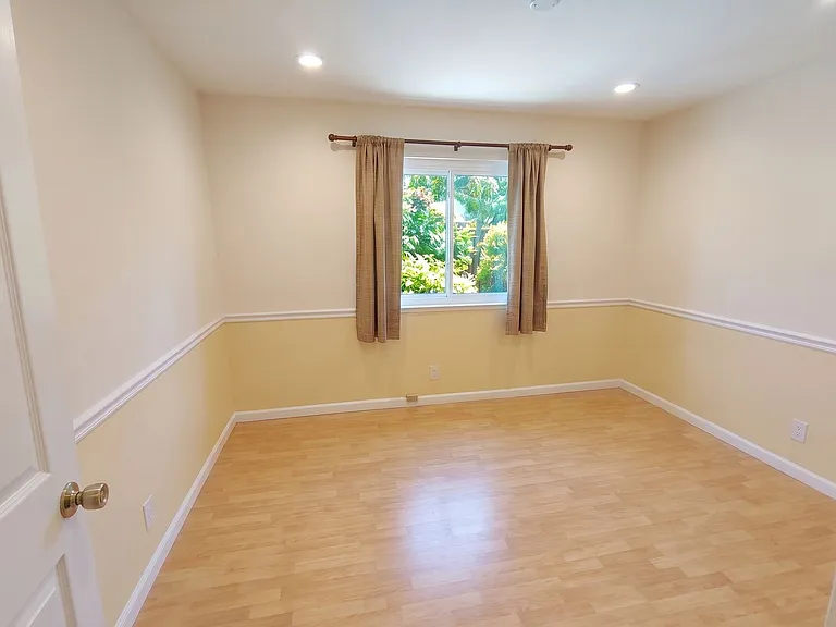 4653 Dinuba St — Photo 10