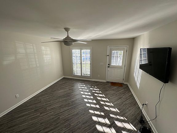 2nd image of 3303 W Wyoming Cir