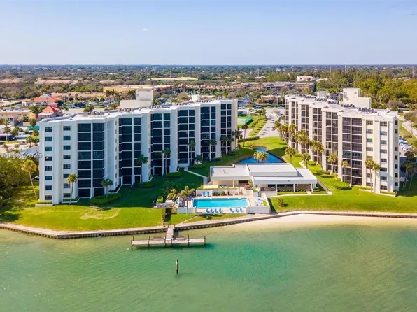 19800 Sandpointe Bay Dr APT 406, Tequesta, FL 33469