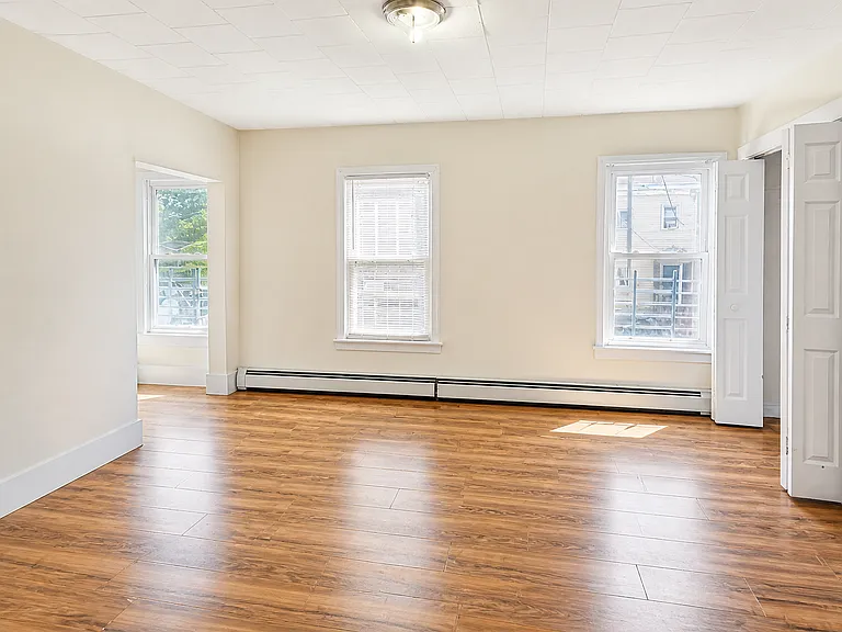 20 Amity St #2A — Photo 5