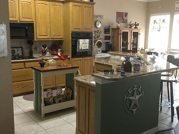 3rd image of 6708 Forest Oaks Ct