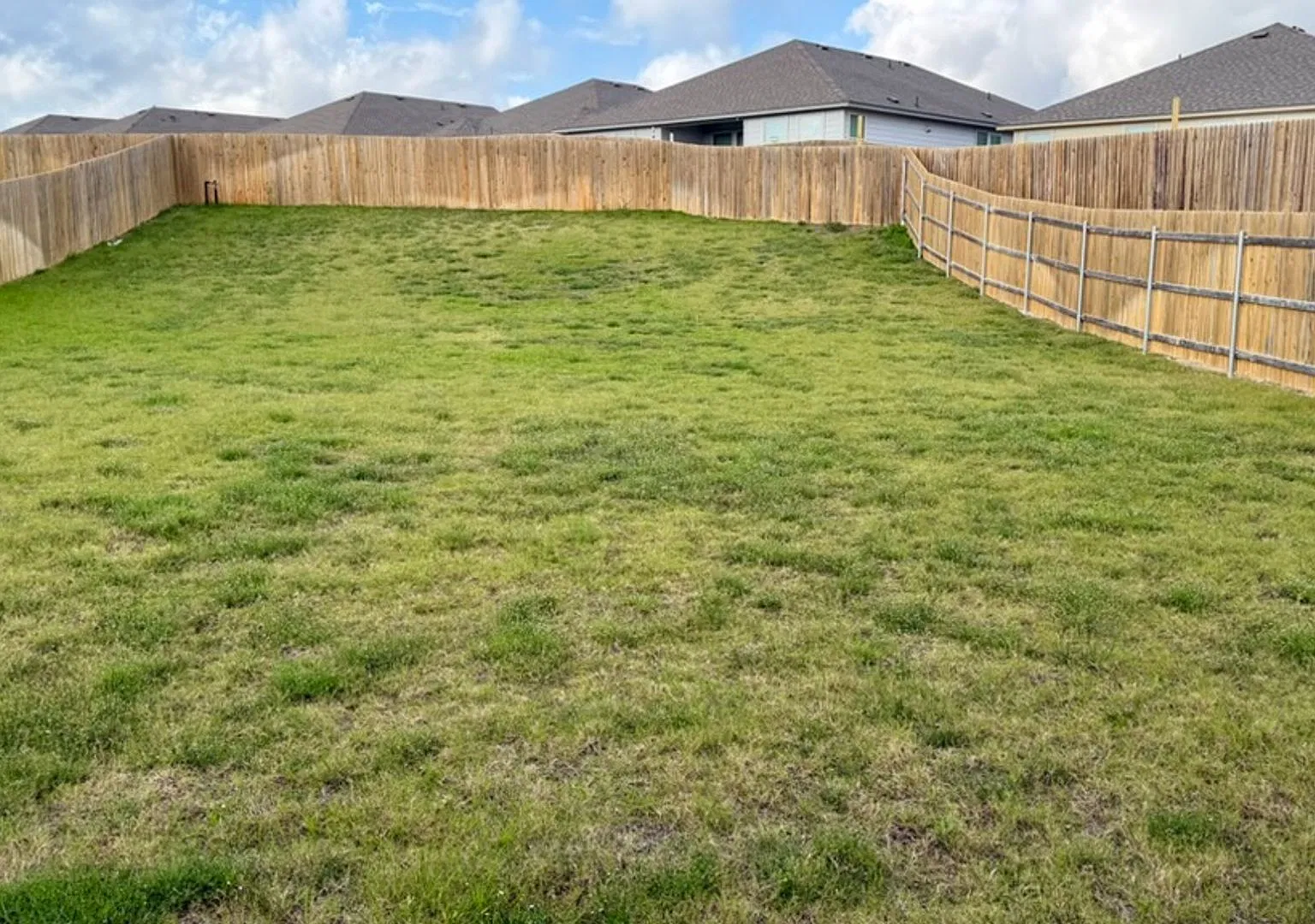 1854 Truscott Pkwy — Photo 3