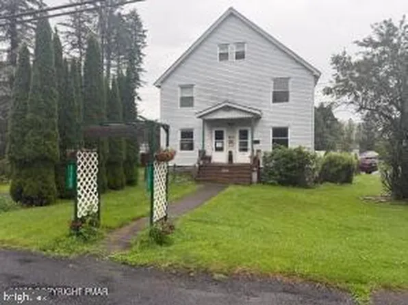 1103 Mill St, Tobyhanna, PA 18466