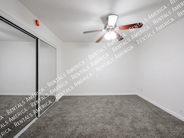 4608 W Maryland Ave #208 — Photo 23