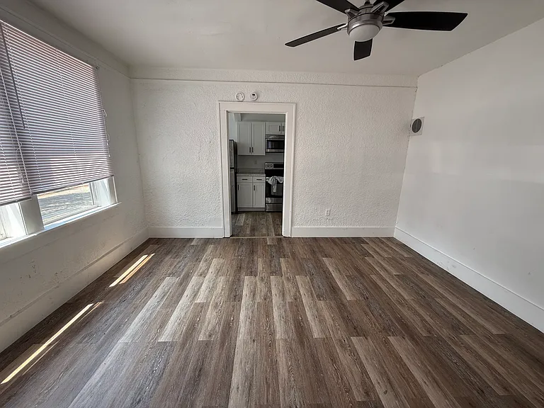 730 W Central Ave #3 — Photo 15