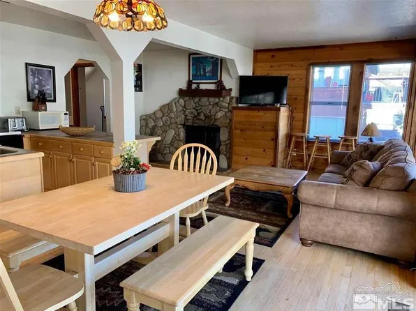 424 Quaking Aspen Ln #B, Stateline, NV 89449