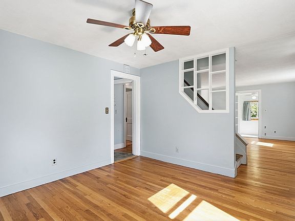 5th image of 24 Grandview St