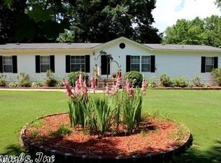 20 S Madrid Dr, Conway, AR 72032