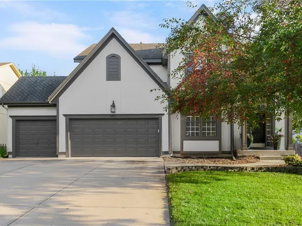 5901 W 153rd Ter, Overland Park, KS 66223
