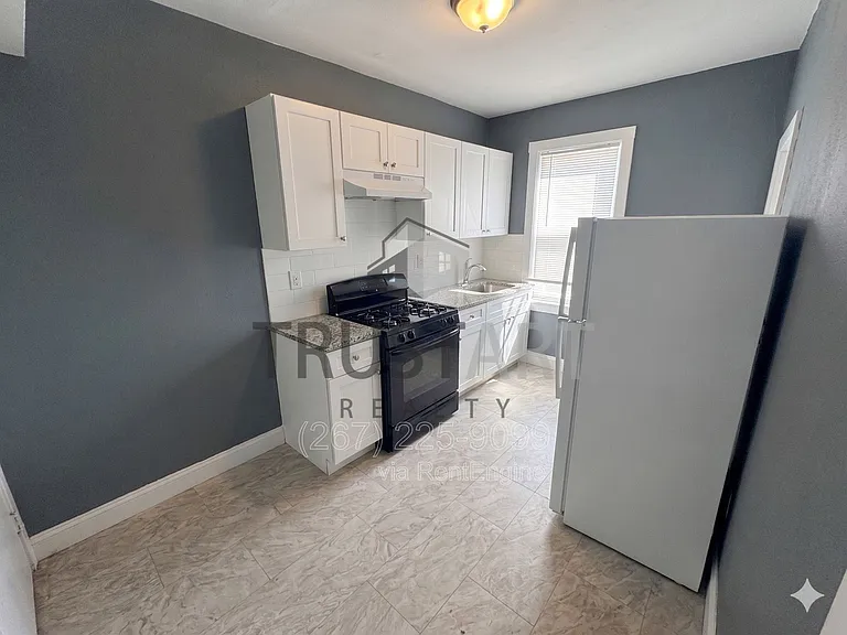 2640 S Robinson St — Photo 3
