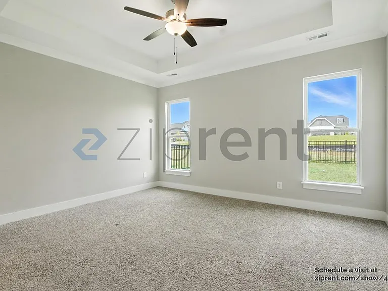 203 Hudson Dr — Photo 15