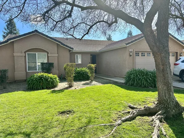 1825 Heidi Ave, Sanger, CA 93657