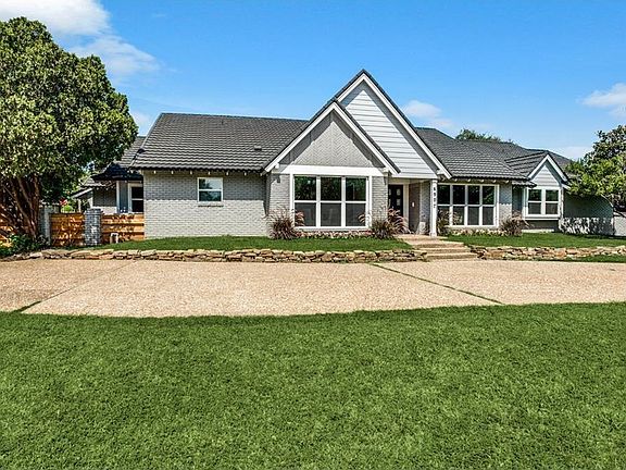 2nd image of 6907 Forest Glade Cir