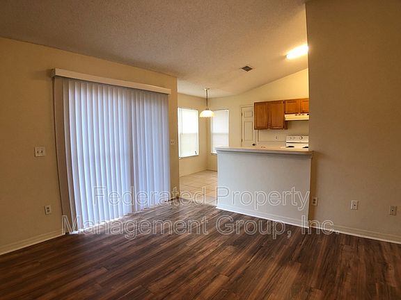 5th image of 8221 Hot Springs Dr N