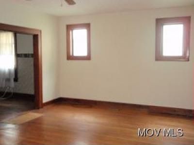 3rd image of 706 7th St