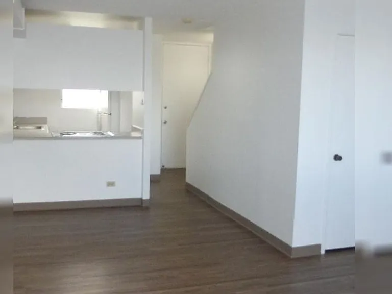 46-270 Kahuhipa St #401 — Photo 3