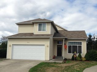 9825 Greenleaf Loop SE, Yelm, WA 98597