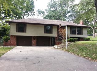 4904 N Lawn Ave, Kansas City, MO 64119