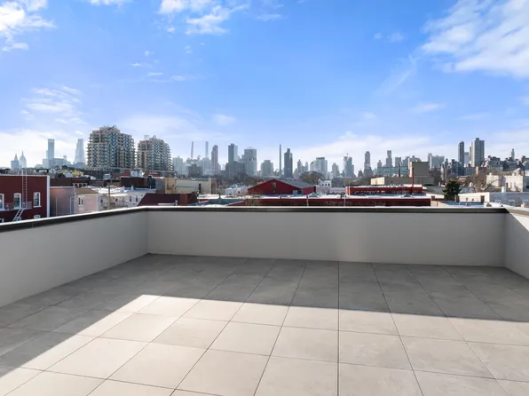 33-64 11th Street image 21 of 24