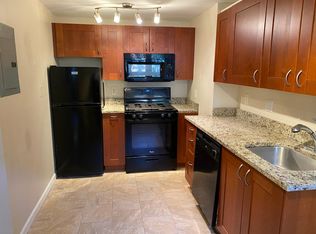 211 E 33rd St #1B, Baltimore, MD 21218
