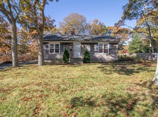 521 Lincoln Rd, Barnstable, MA 02630