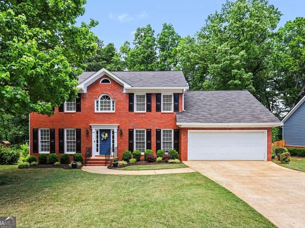 1925 Paddock Ct, Lawrenceville, GA 30043