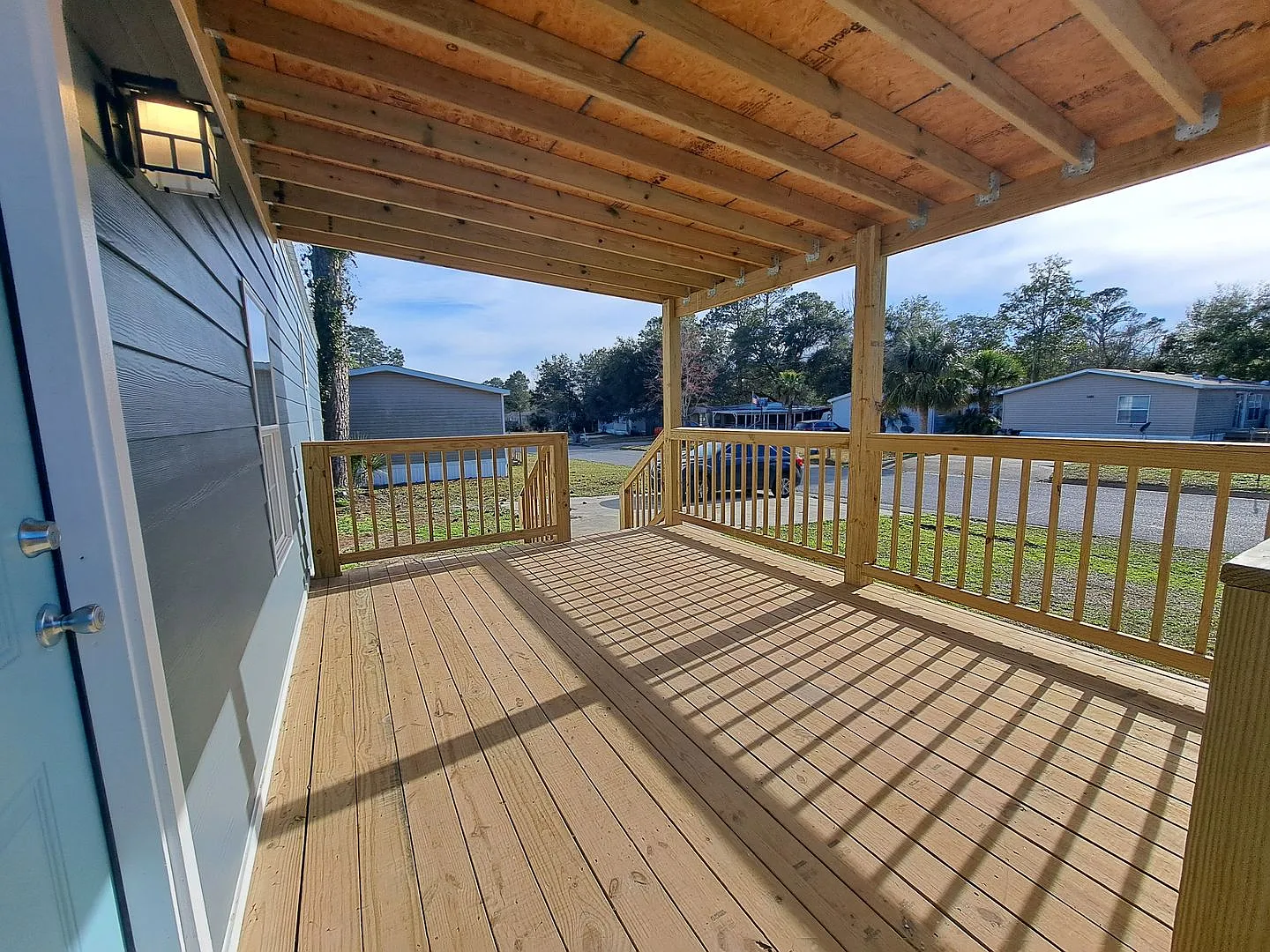 Nicely Renovated 2BR/2BA Mobile Home — Photo 4