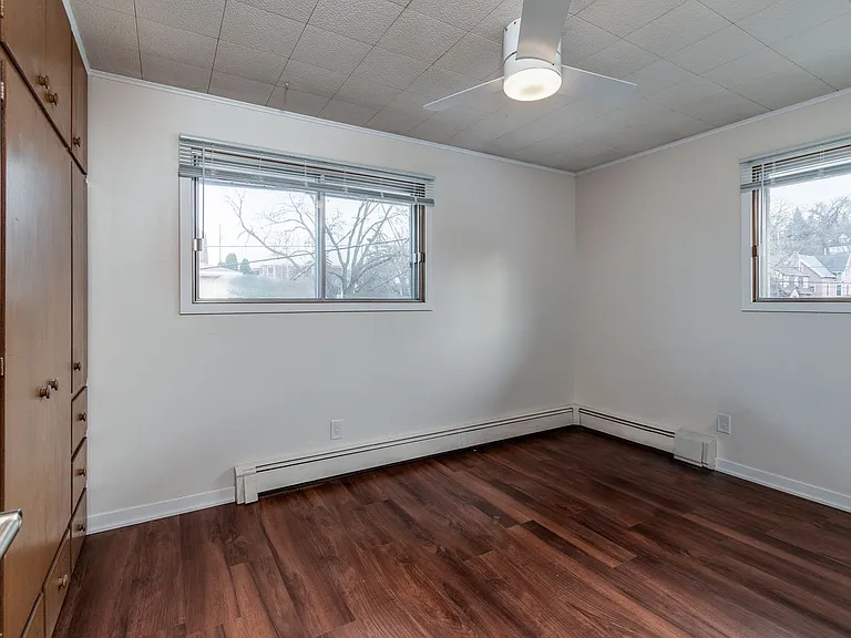 401 Chamberlain Ave — Photo 11