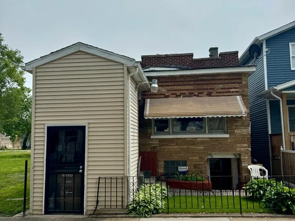 4845 McCook Ave, East Chicago, IN 46312