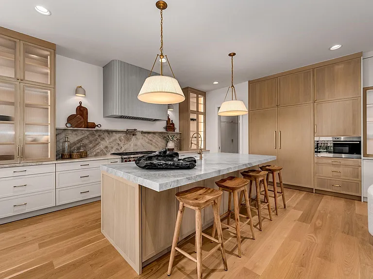 10050 Gooding Dr — Photo 22