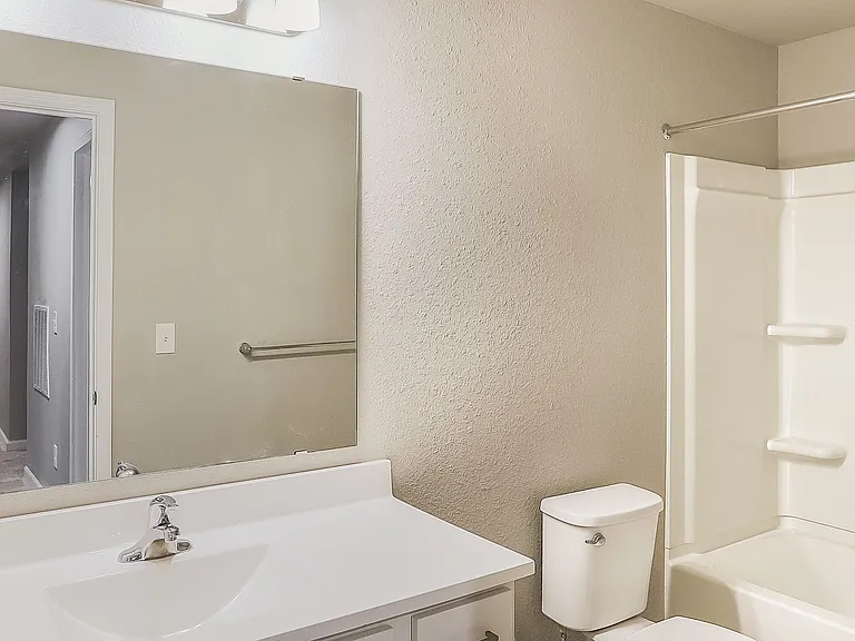4020 Sumner Dr — Photo 19