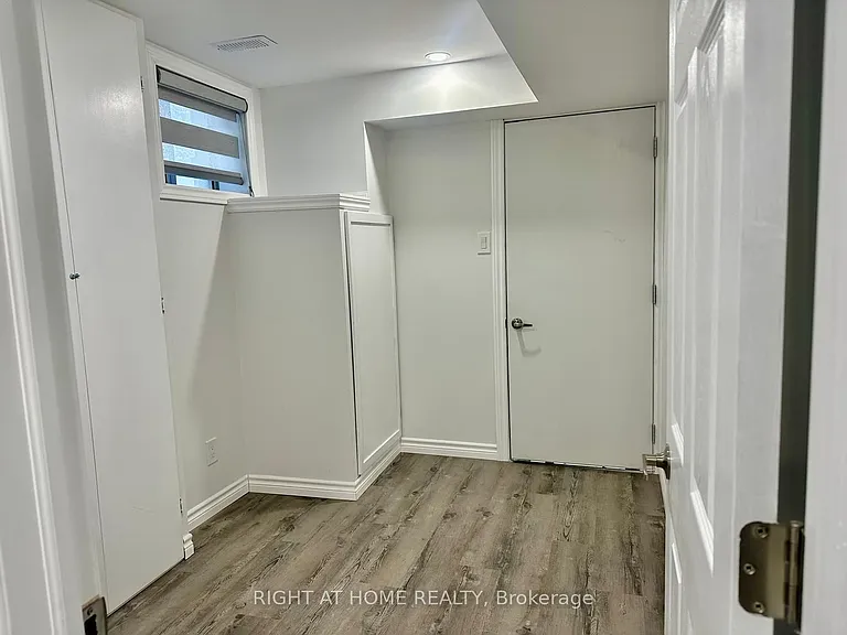 295 Gillespie Dr — Photo 14