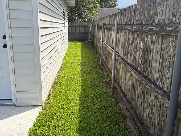 669 Taylorbrook Dr — Photo 15
