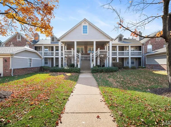 5465 Kenrick Parke Dr, Saint Louis, MO 63119