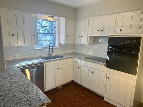 2403 Panhandle St, Denton, TX 76201
