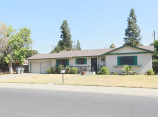 2126 E Howard Ave, Visalia, CA 93292