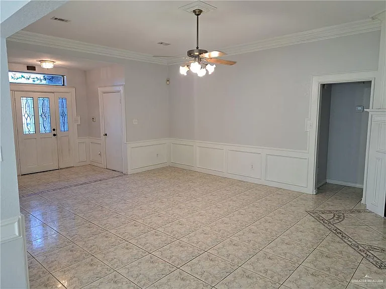2813 Hawk Ct — Photo 4