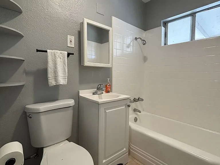 44303 Beech Ave — Photo 15