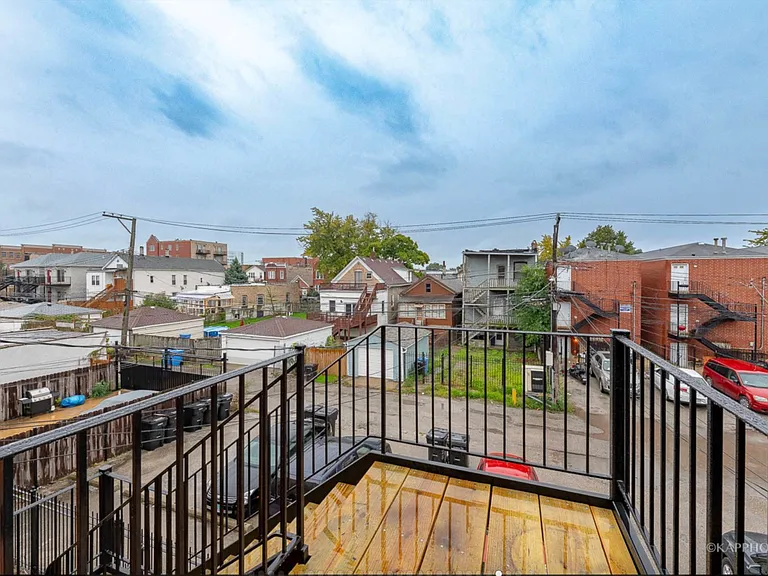 2435 W Polk St #3 — Photo 18
