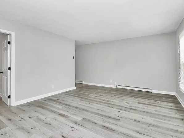 Thompson Place Apartments