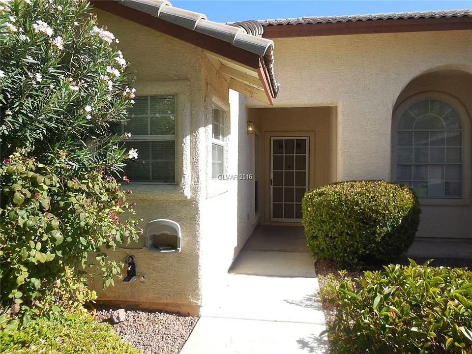 1st image of 4832 Cedar Lawn Way
