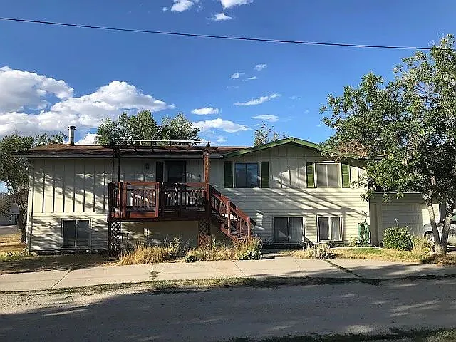 250 S 7th St — Photo 1