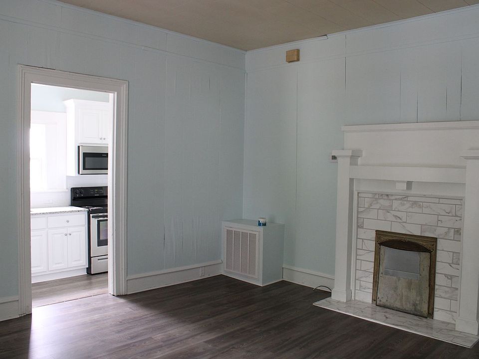 1st image of 404 Vance St NE APT B