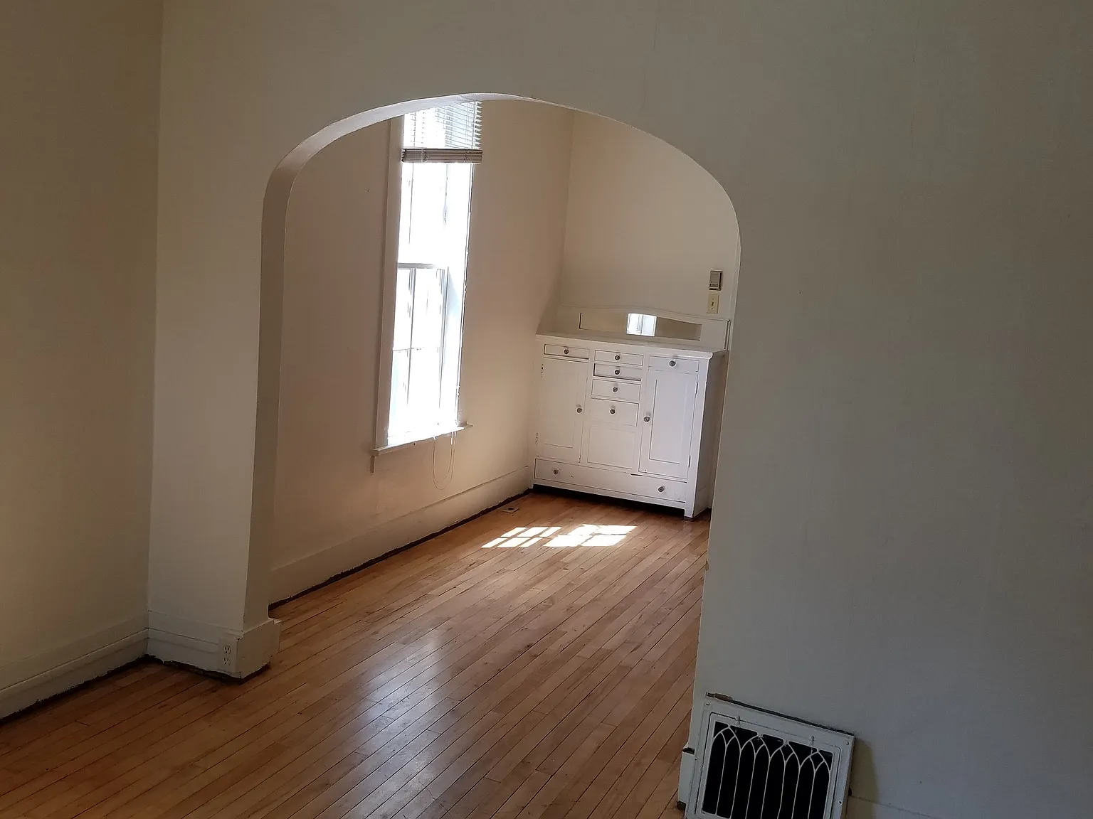 2 bed, 1.5 bath, $1,020 — Photo 3