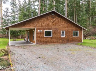 475A Hobart Rd, Coupeville, WA 98239