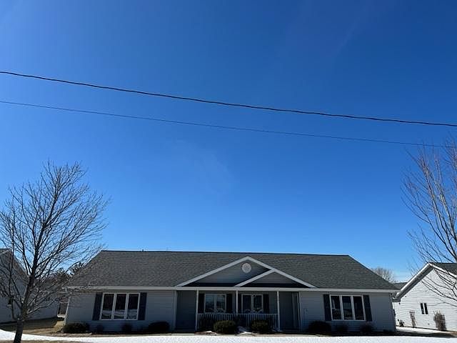 1st image of 506 Hague Ave S
