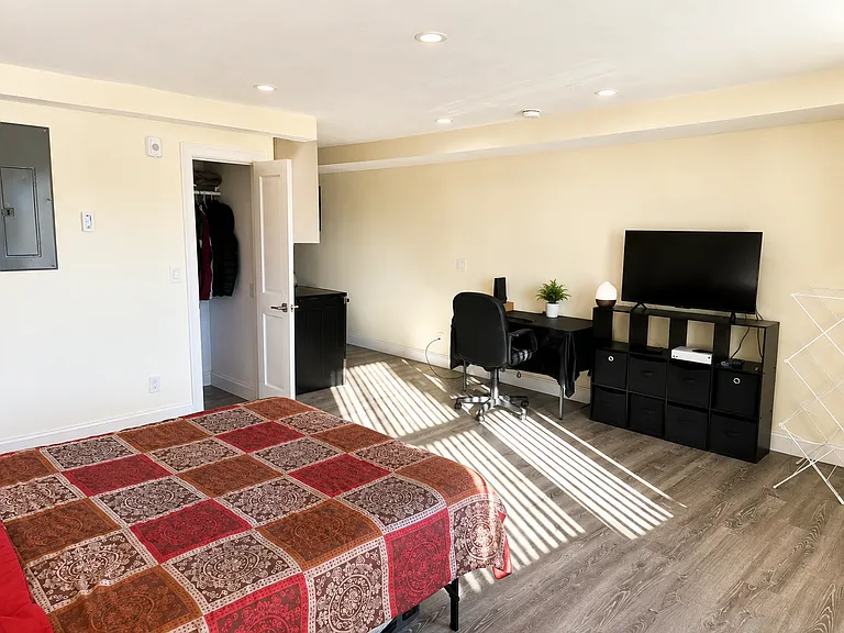 1028 Commonwealth Ave #202 — Photo 6